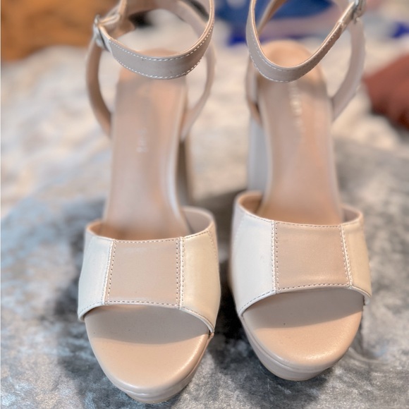 Patterned heals - Picture 5 of 5